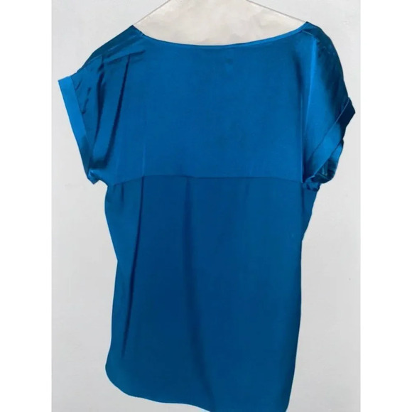 Blouse express. Size small. Gently used - Picture 4 of 4